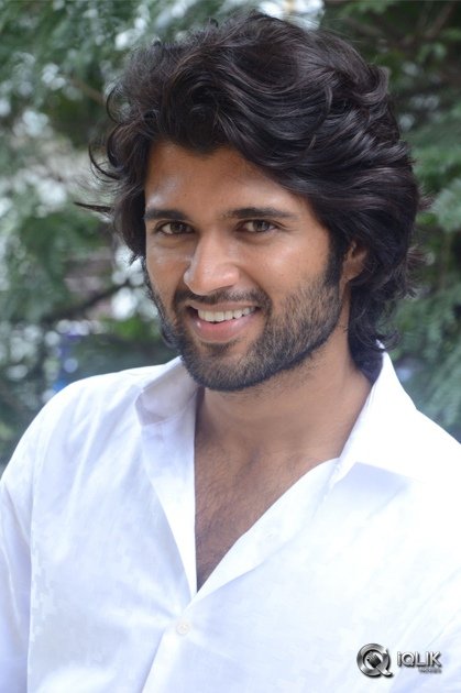 Vijay-Deverakonda-Interview-About-Pelli-Choopulu-Movie